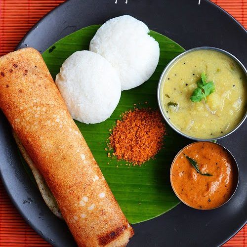 Idli, dosa, sambar and chutneys