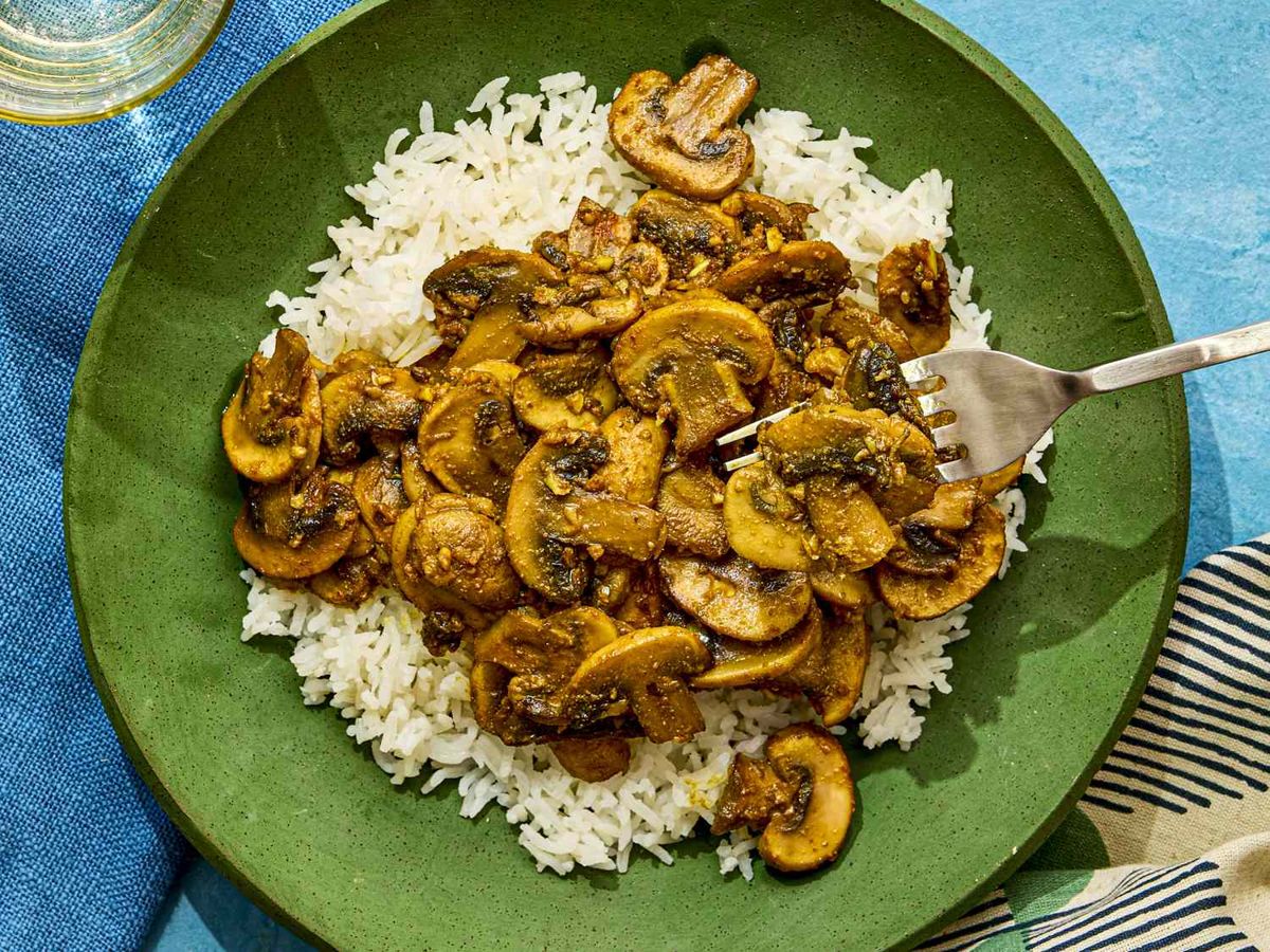 Mushroom masala with rice