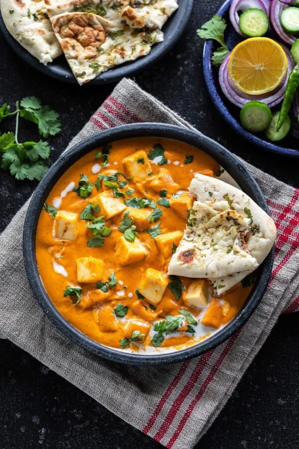 Paneer butter masala with naan